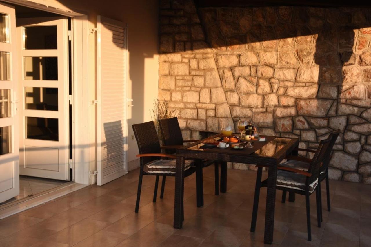 Selce Holiday Exterior photo