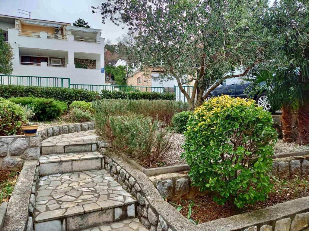 Selce Holiday Exterior photo